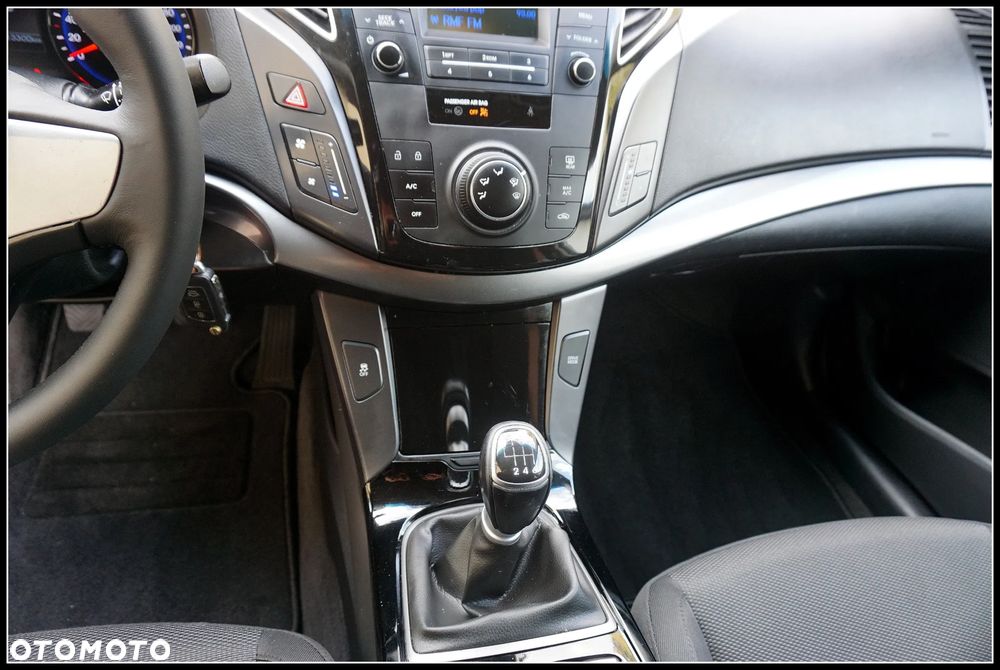 Hyundai i40 1.6 GDI Comfort + - 17