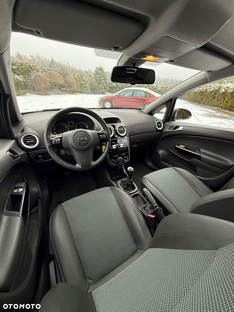 Opel Corsa 1.4 16V Innovation - 6