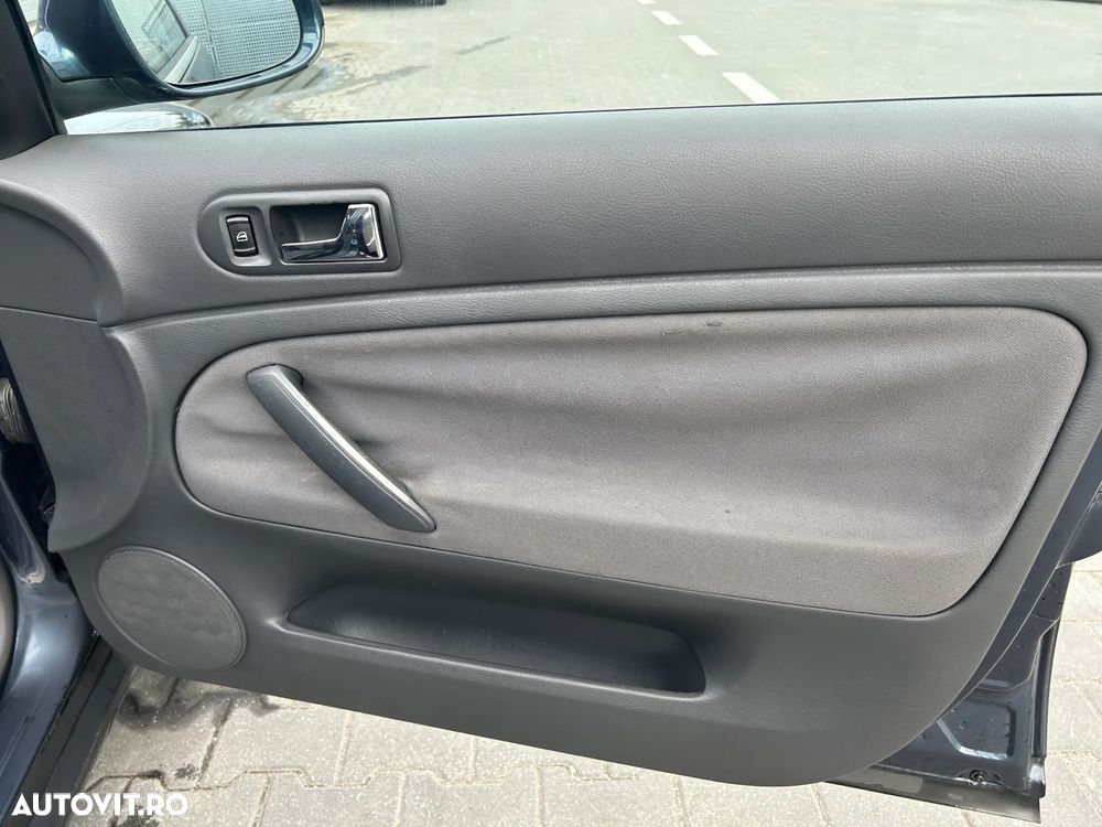 Volkswagen Passat 1.9 TDI - 30