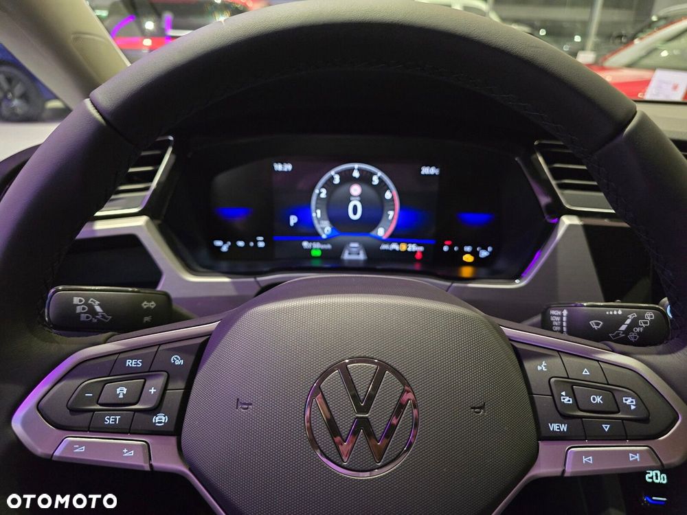 Volkswagen Touran 1.5 TSI EVO Comfortline Plus DSG - 18