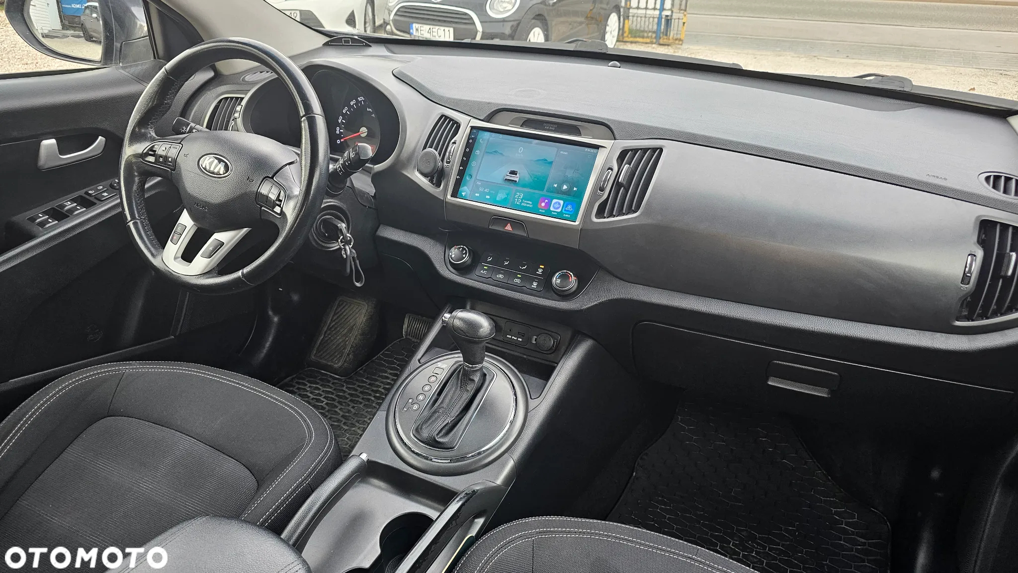 Kia Sportage 2.0 L 2WD - 17
