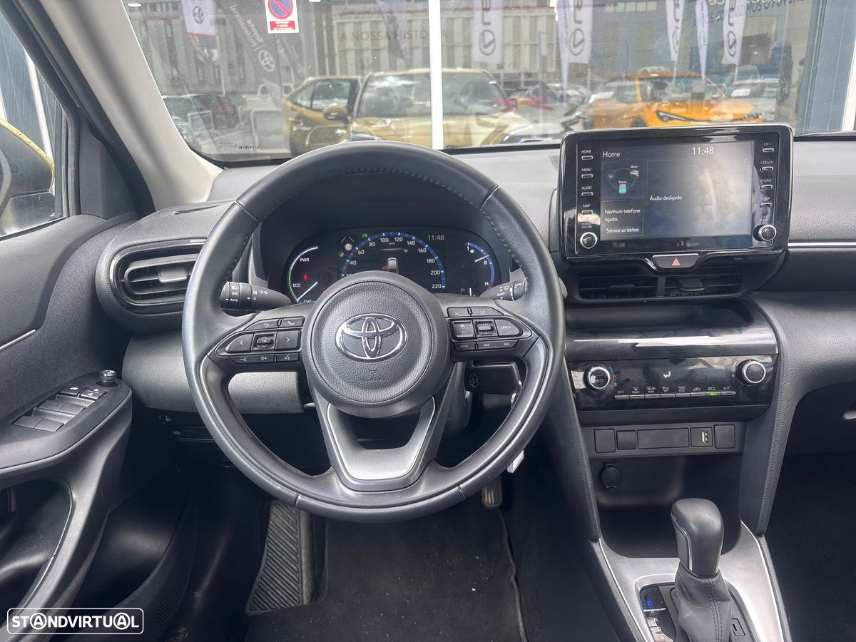 Toyota Yaris Cross - 12