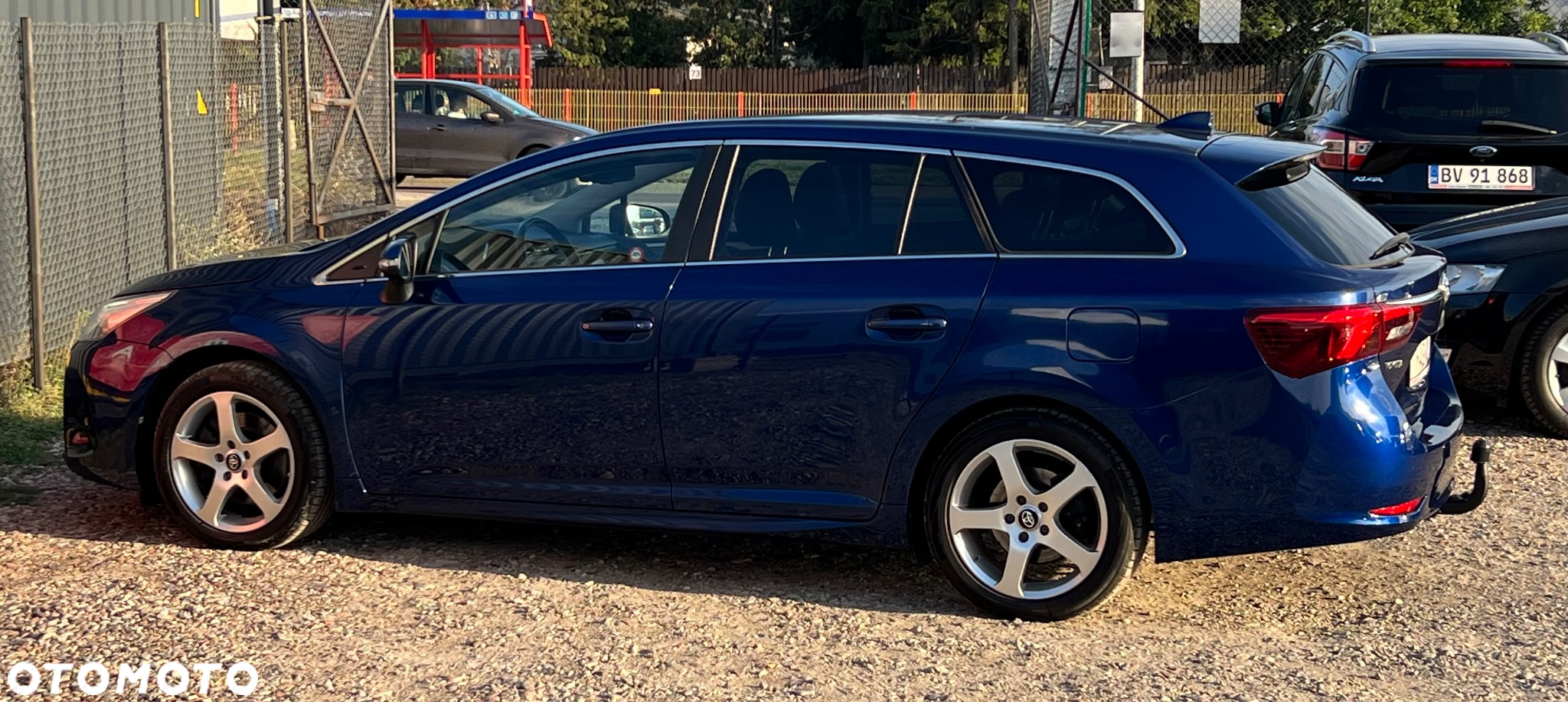 Toyota Avensis Touring Sports 2.0 D-4D Edition S+ - 4