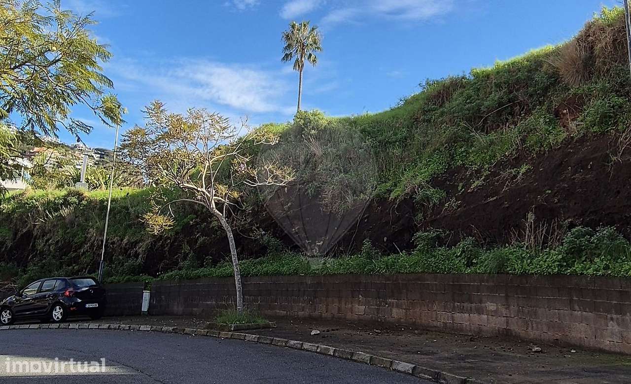 Terreno  para venda - Grande imagem: 2/4