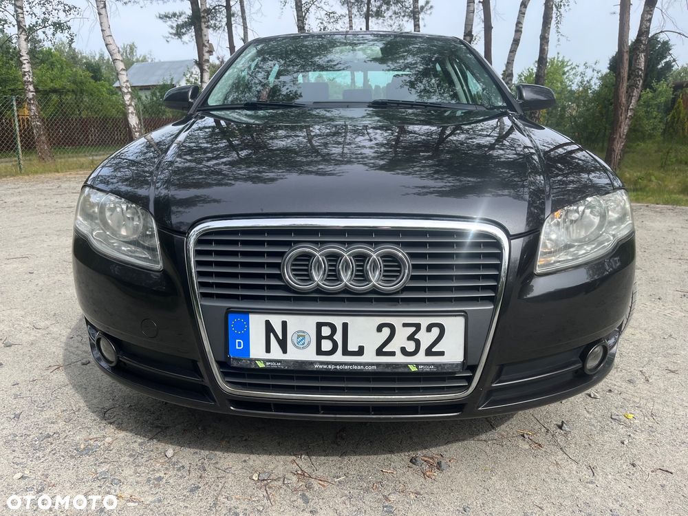 Audi A4 Limousine - 2