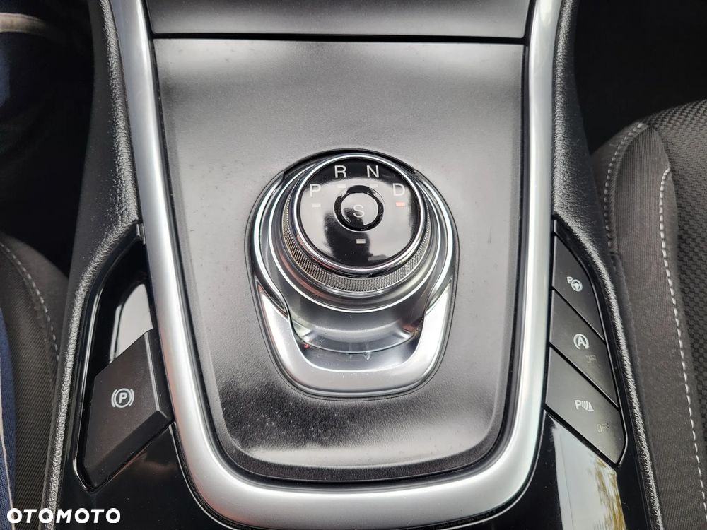 Ford S-Max 2.0 EcoBlue Titanium - 34