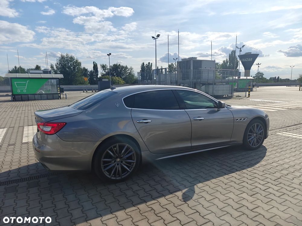 Maserati Quattroporte - 39