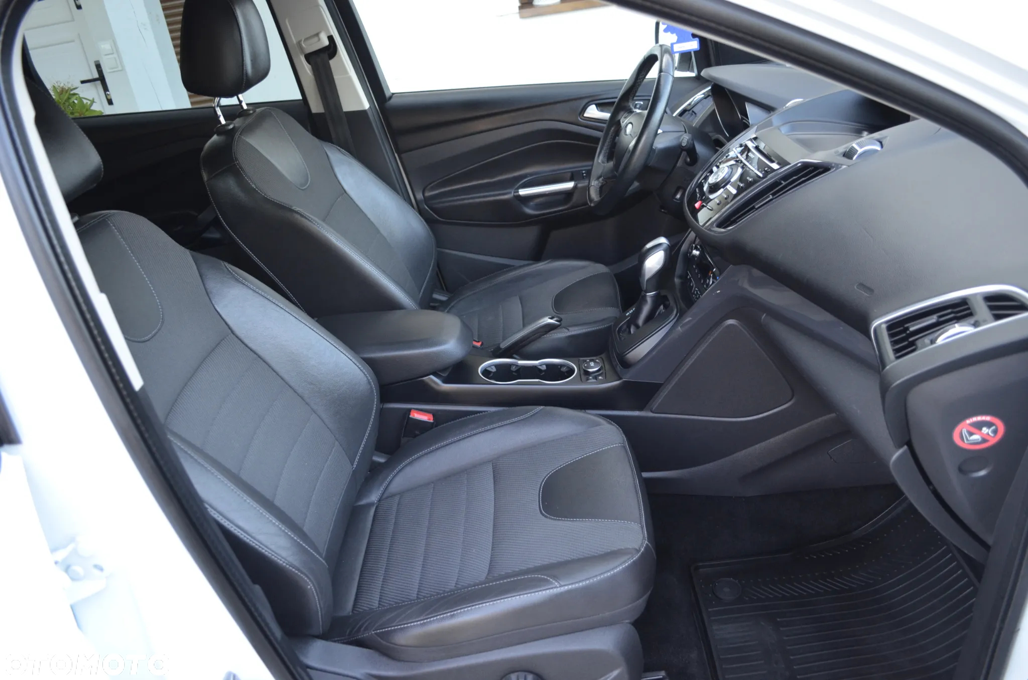 Ford Kuga 2.0 TDCi 4WD Trend - 8