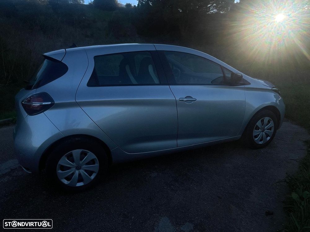 Renault Zoe (c/ Bateria) Zen 50 - 9