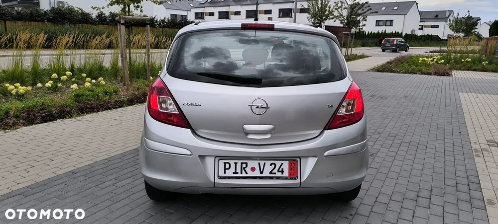 Opel Corsa - 22