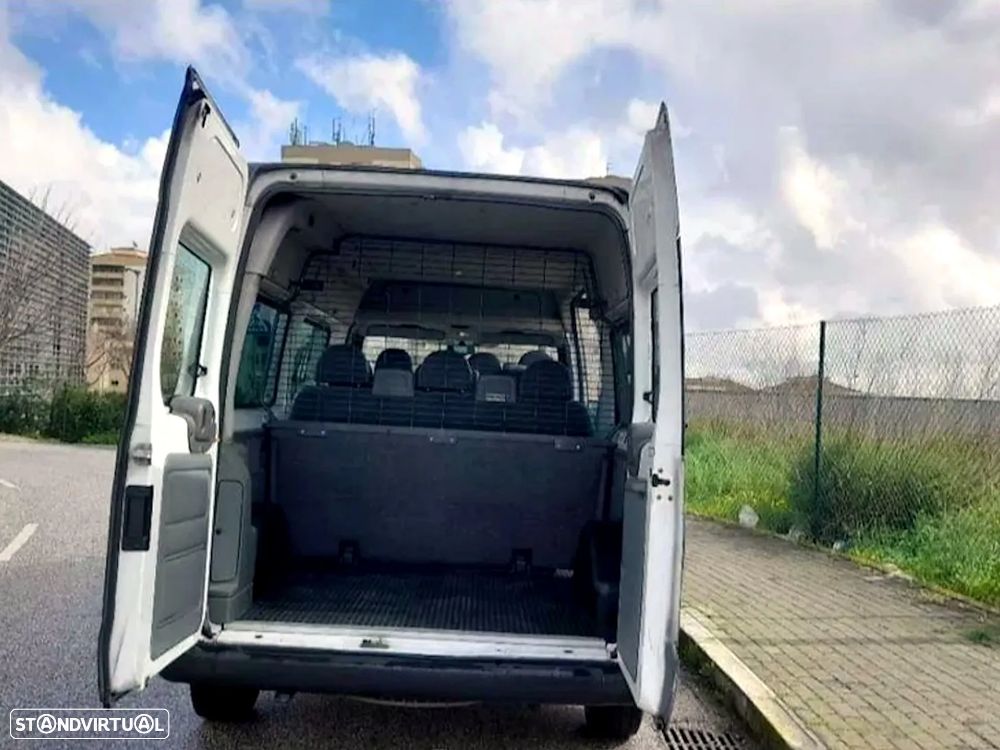 Ford Transit - 11