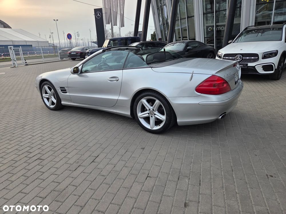 Mercedes-Benz SL - 23