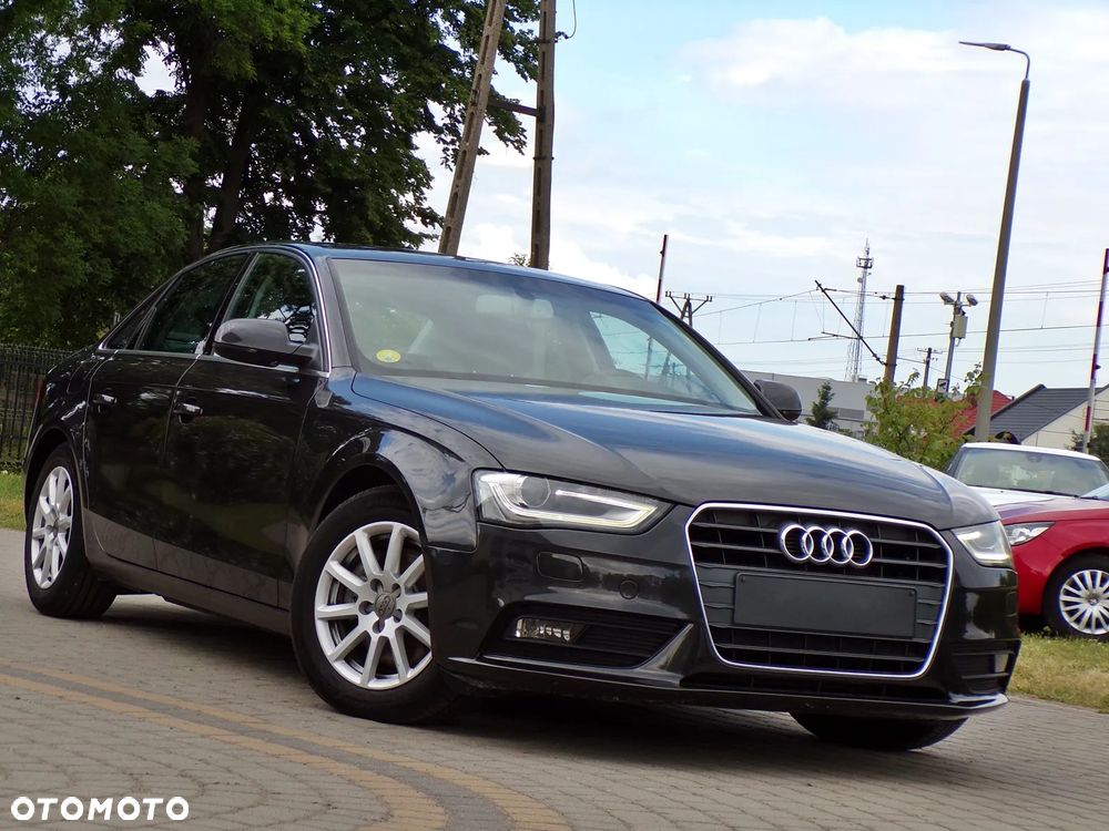 Audi A4 Limousine 2.0 TDI DPF Ambiente - 1