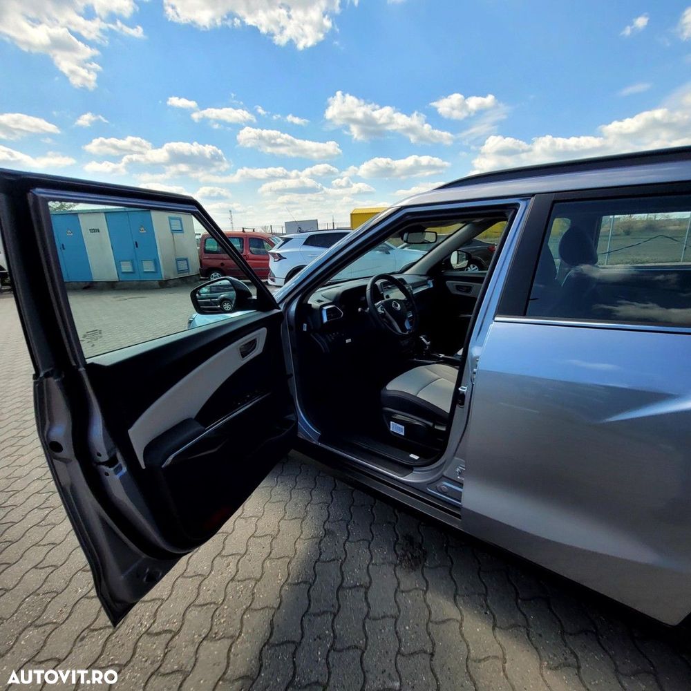 SsangYong Tivoli - 19