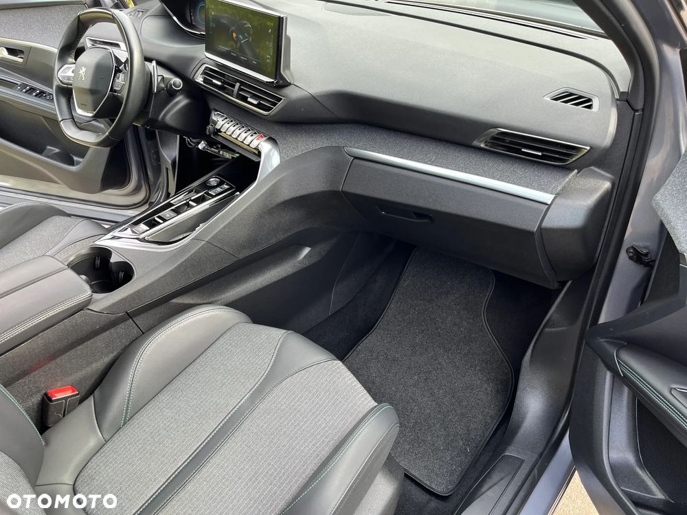 Peugeot 3008 1.6 PureTech Hybrid4 PHEV Allure Pack S&S EAT8 - 9