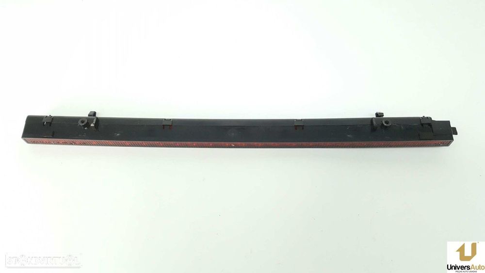 LUZ CENTRAL DE TRAVÃO SKODA SUPERB COMBI (3T5) COMFORT - 3