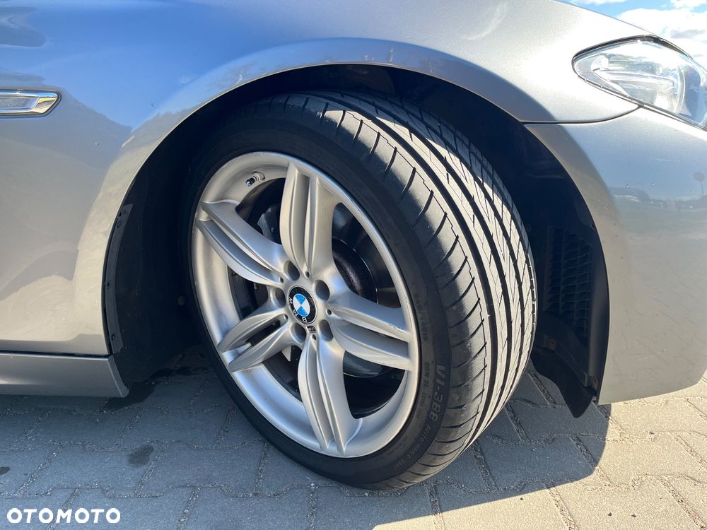 BMW Seria 5 525d Sport-Aut - 10
