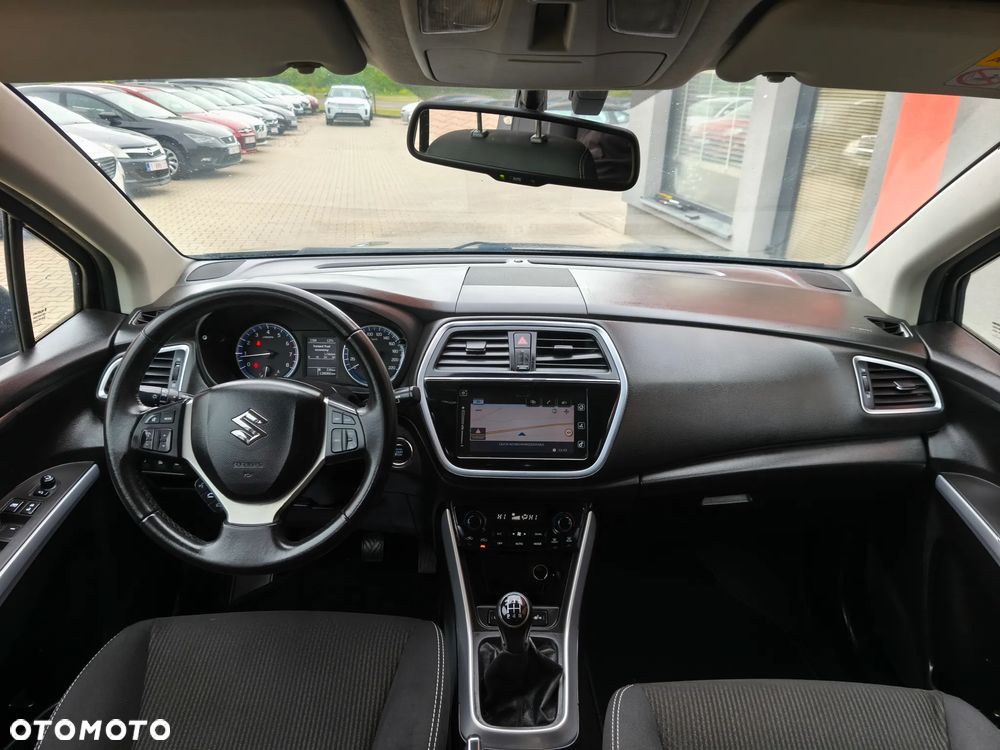 Suzuki SX4 S-Cross 1.0 T Premium - 6