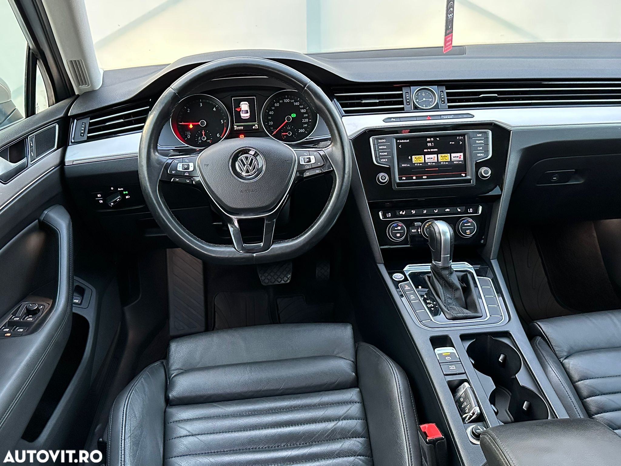 Volkswagen Passat 2.0 TDI DSG Highline - 7