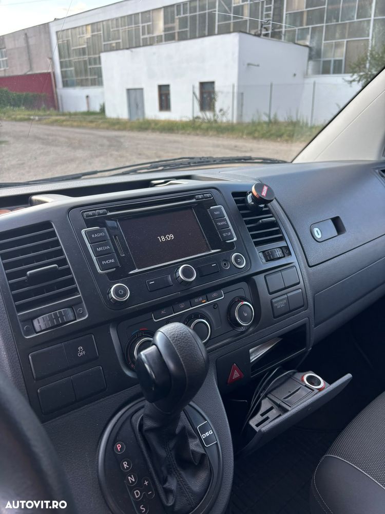 Volkswagen Multivan - 7