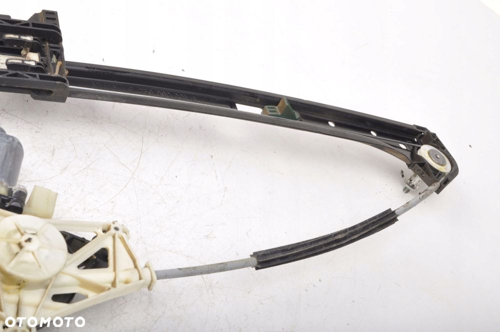 PORSCHE MACAN PODNOŚNIK SZYBY LEWY TYŁ 95B839461 - 7