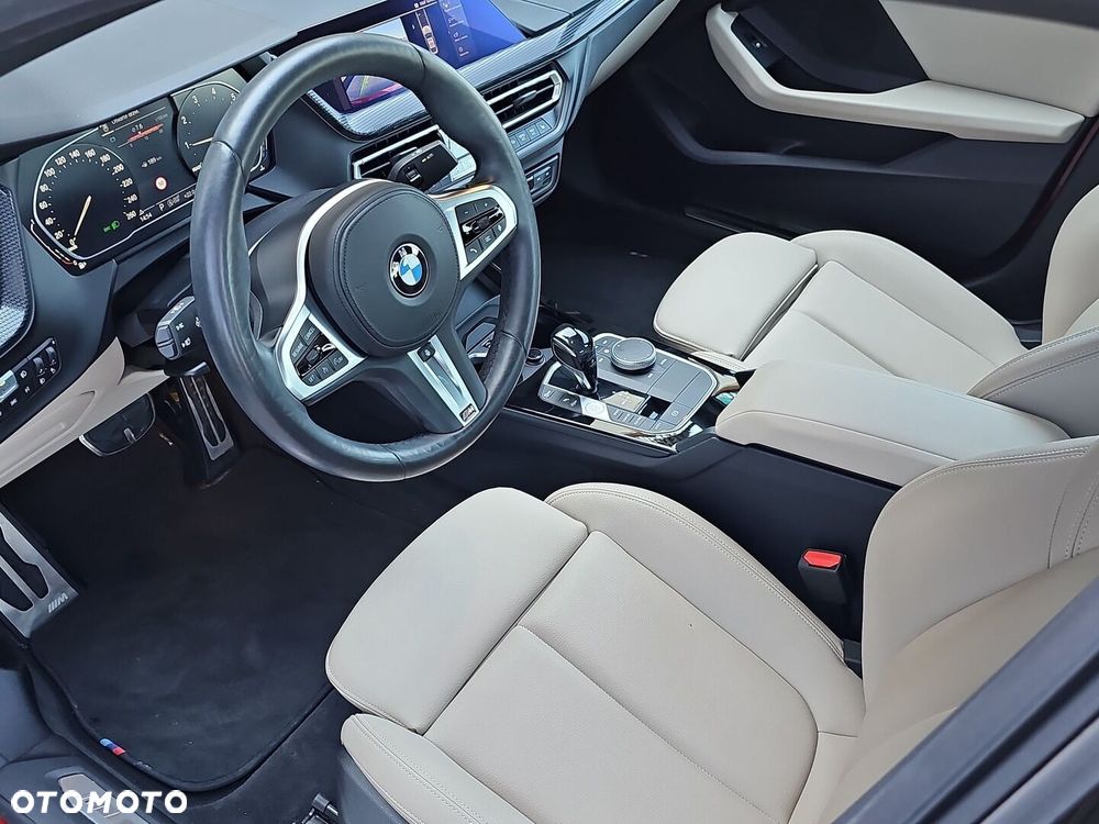 BMW Seria 2 218i M Sport - 11