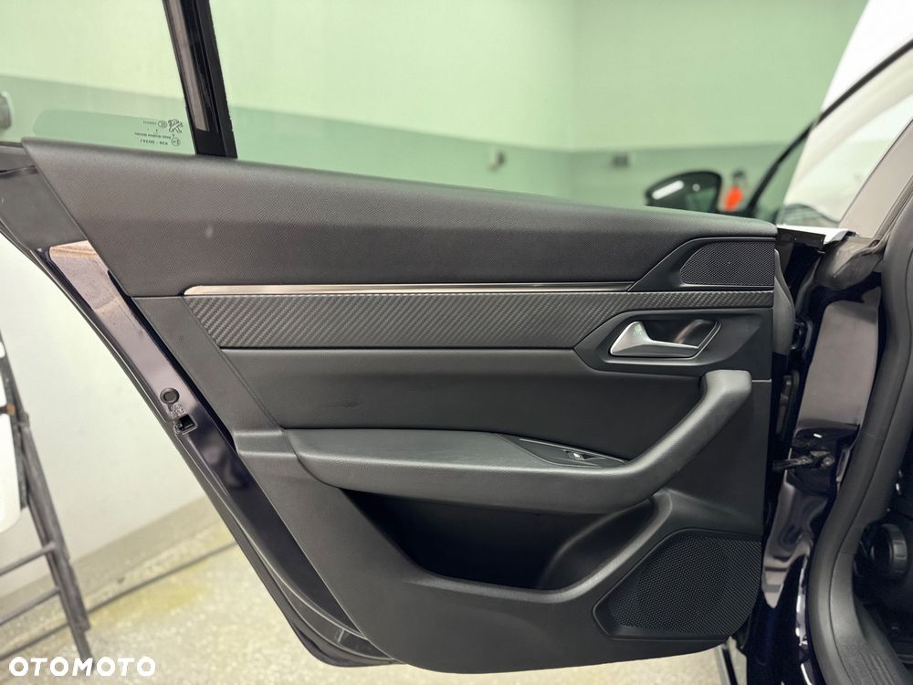 Peugeot 508 BlueHDi 130 EAT8 Active - 28