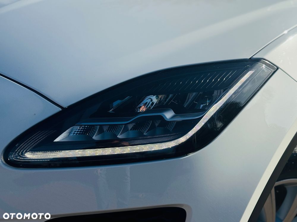 Jaguar E-Pace D150 AWD R-Dynamic S - 29