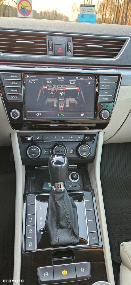 Skoda Superb 2.0 TDI Style DSG - 16