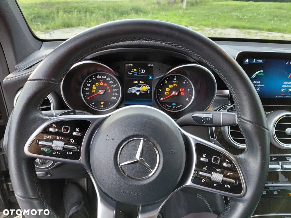 Mercedes-Benz GLC - 13