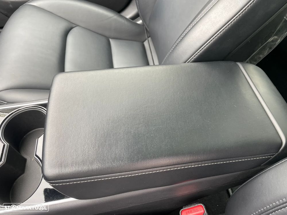 Tesla Model 3 Standard Range Plus RWD - 6