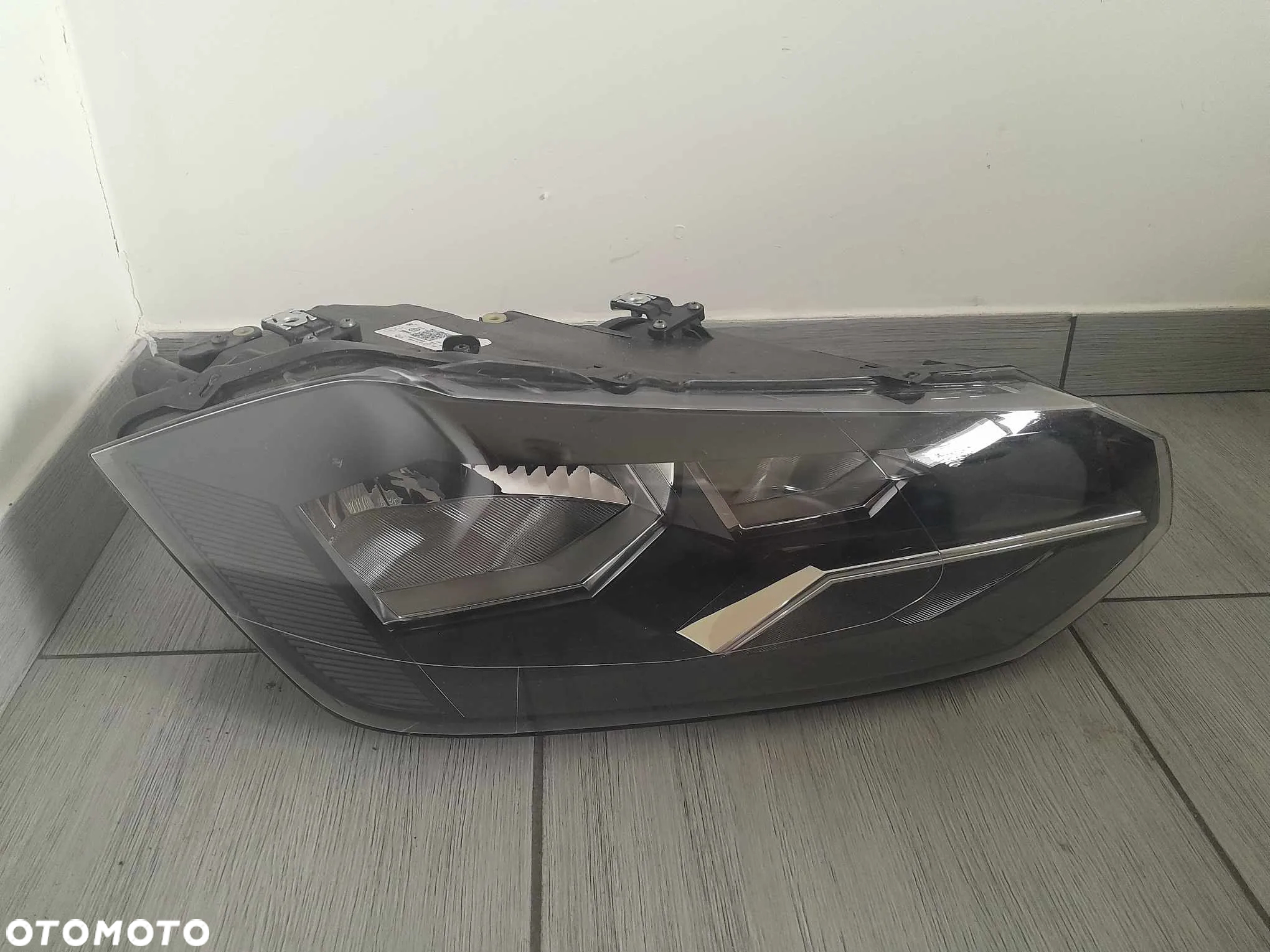 PRAWA LAMPA PRZEDNIA PRZÓD VW POLO 2G1 VI ZWYKŁA H7 2G1941006 - 3