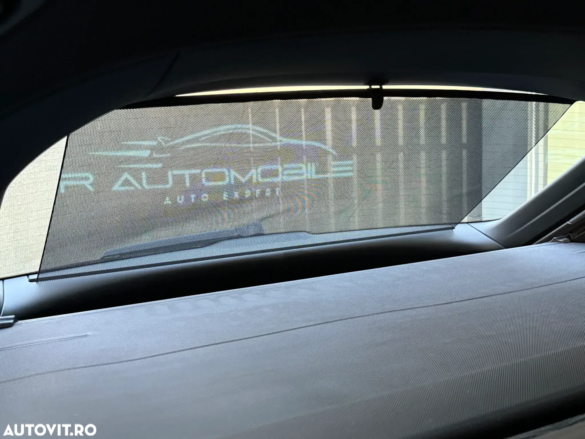 Audi A6 Avant 2.0 TDI Ultra S tronic - 22