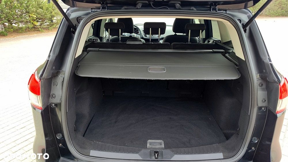 Ford Kuga 2.0 TDCi 2x4 Trend - 27