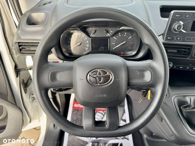 Toyota Proace City - 13