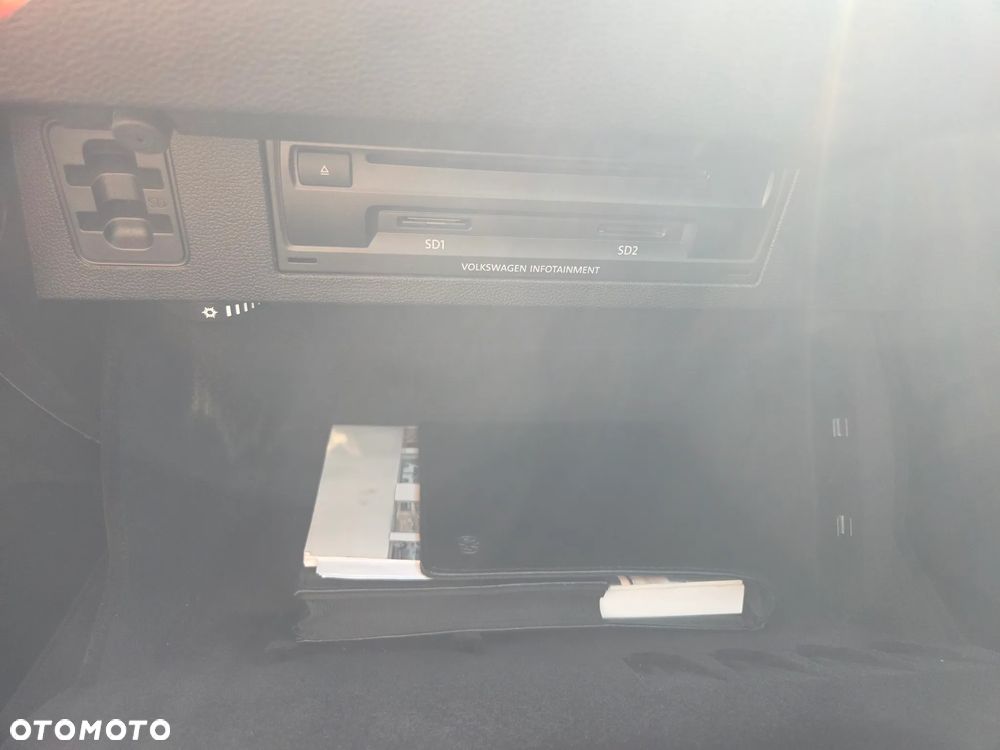 Volkswagen Passat 2.0 TDI (BlueMotion Technology) Comfortline - 19