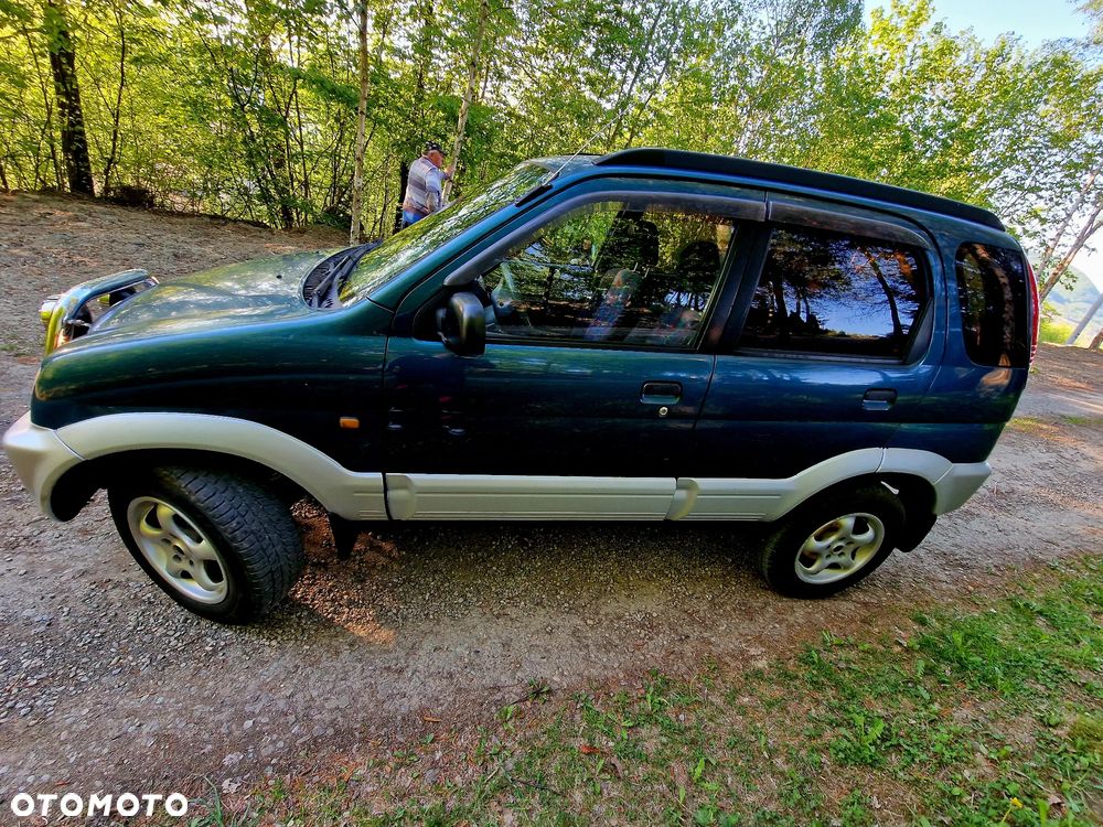 Daihatsu Terios CX - 4