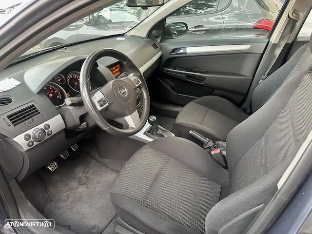 Opel Astra Caravan 1.3 CDTi Cosmo - 4