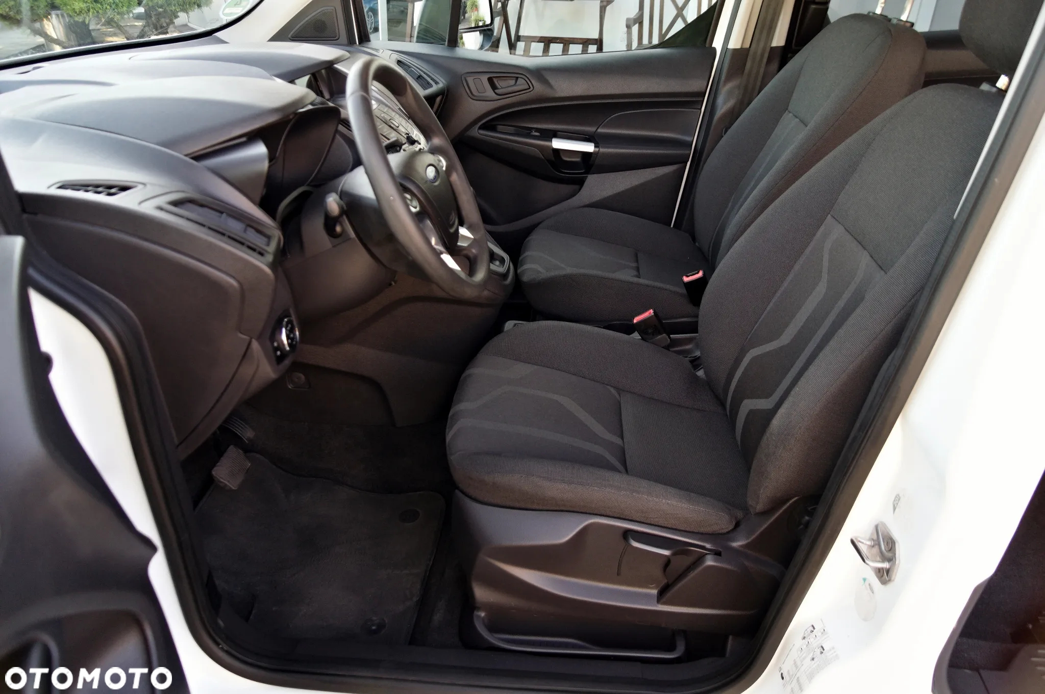 Ford Transit Connect 240 L2 LKW Autm Trend - 8