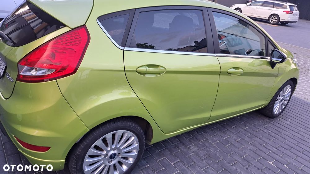 Ford Fiesta - 7