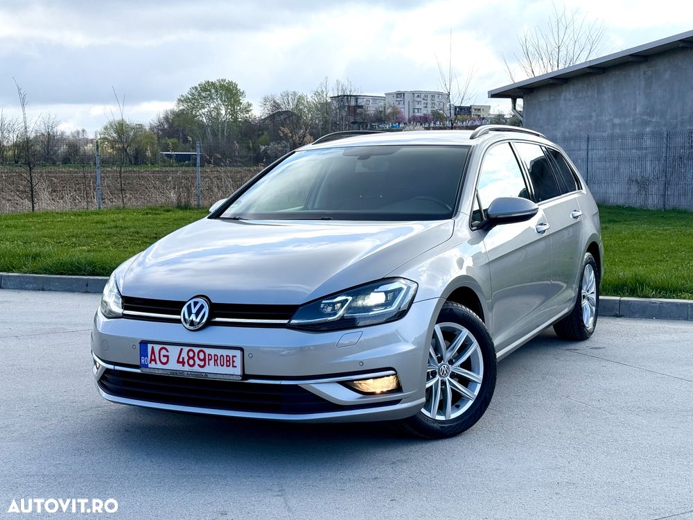 Volkswagen Golf 1.6 TDI Highline - 26