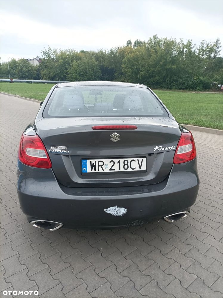 Suzuki Kizashi - 2