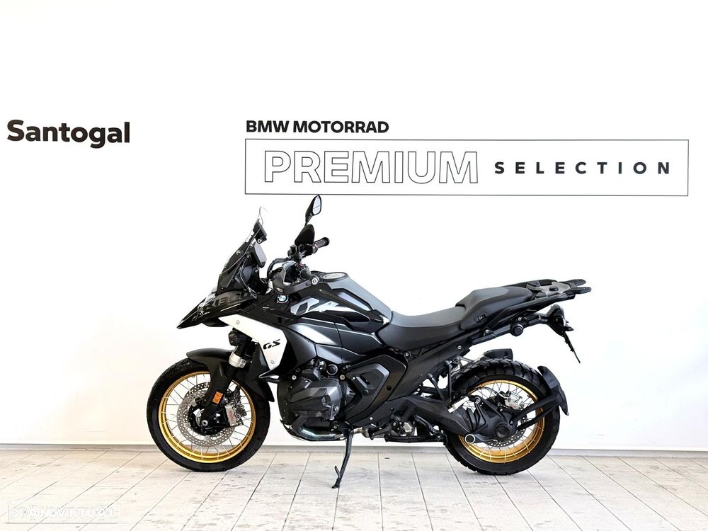 BMW R 1300 GS TRIPLE BLACK - 1
