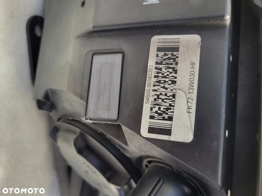 Land Rover Discovery Sport XENON PRZÓD STRONA LEWA  FK7213W030HF - 9