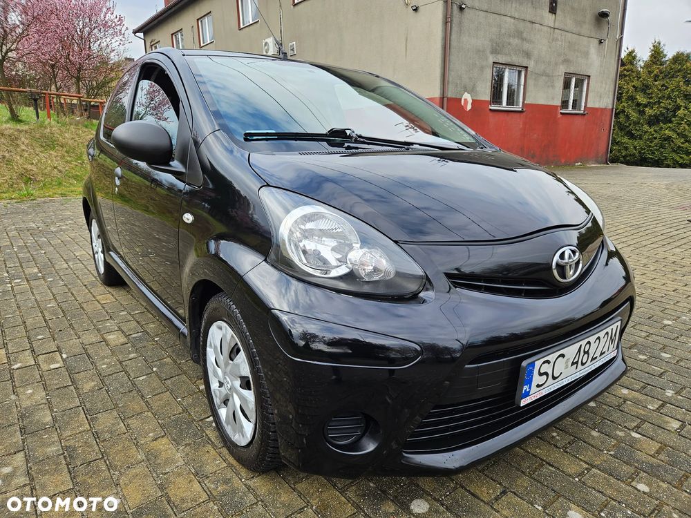 Toyota Auris 1.33 VVT-i Luna - 4