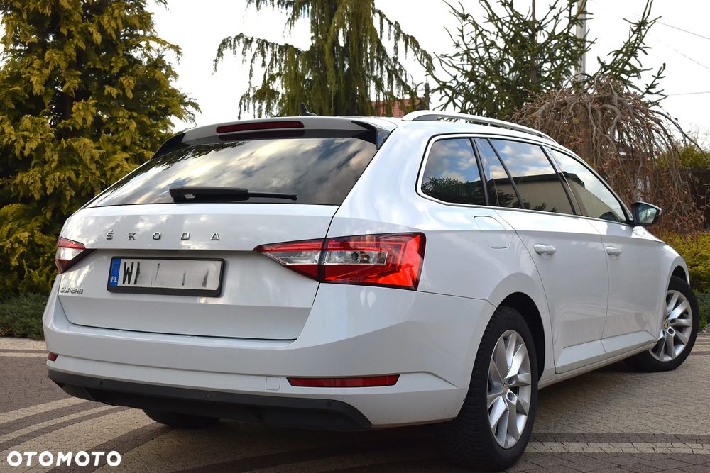 Skoda Superb 2.0 TDI SCR Style - 3