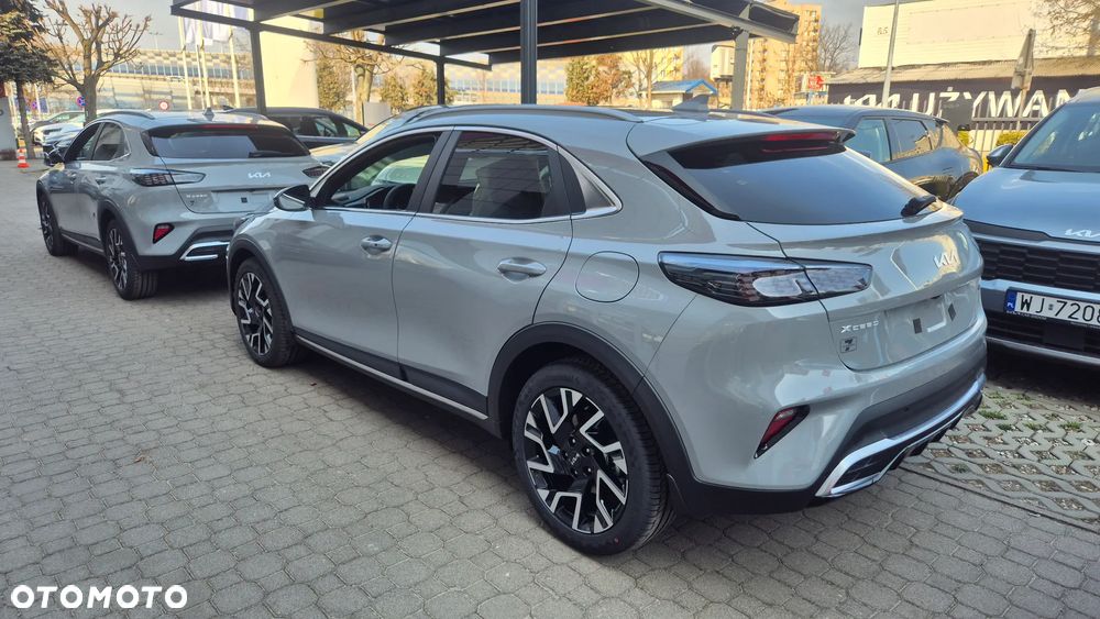 Kia XCeed 1.6 T-GDI Tribute DCT - 4