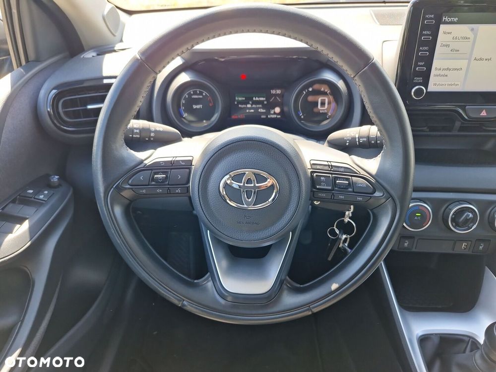 Toyota Yaris - 13