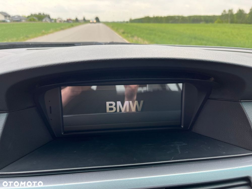 BMW Seria 5 520i - 21