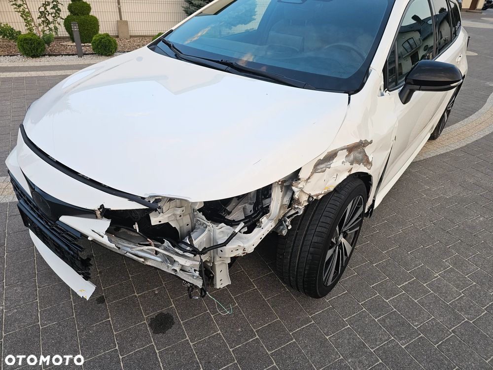 Toyota Corolla 2.0 Hybrid Style - 6